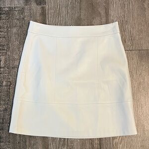 Loft vegan leather white skirt size 0 petite tags on